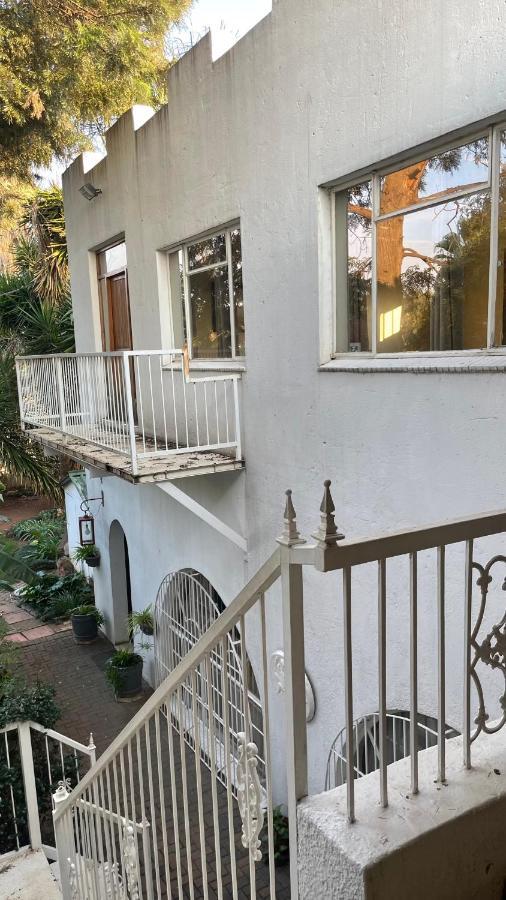 Just Tiffany Guest House & Conference Facility بوتشيفستروم المظهر الخارجي الصورة